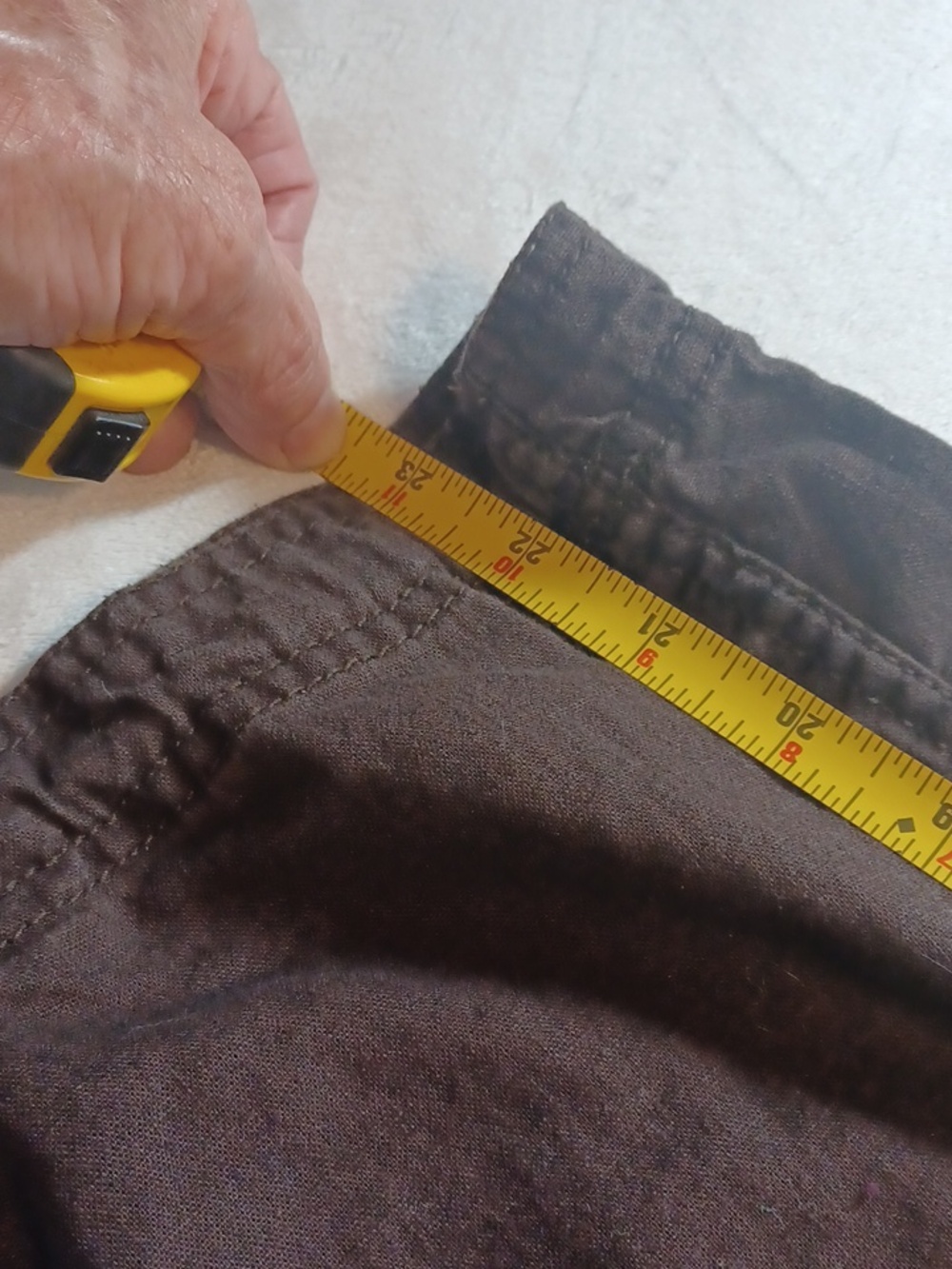 ruff hewn linen blend cargo capri pants womens size 12 brown  beach tie hem - Picture 9 of 10